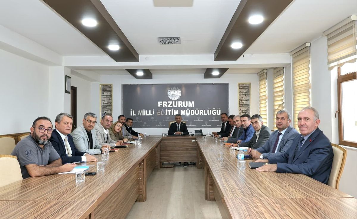 Yeni eğitim-öğretim yılı hazırlıkları değerlendirildi