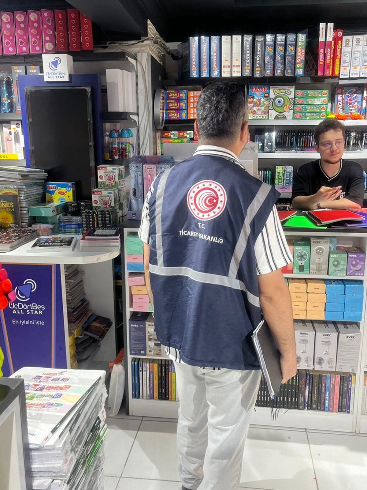 Yozgat Ticaret İl Müdürlüğü ekipleri kırtasiye malzemesi satan iş yerlerini denetledi