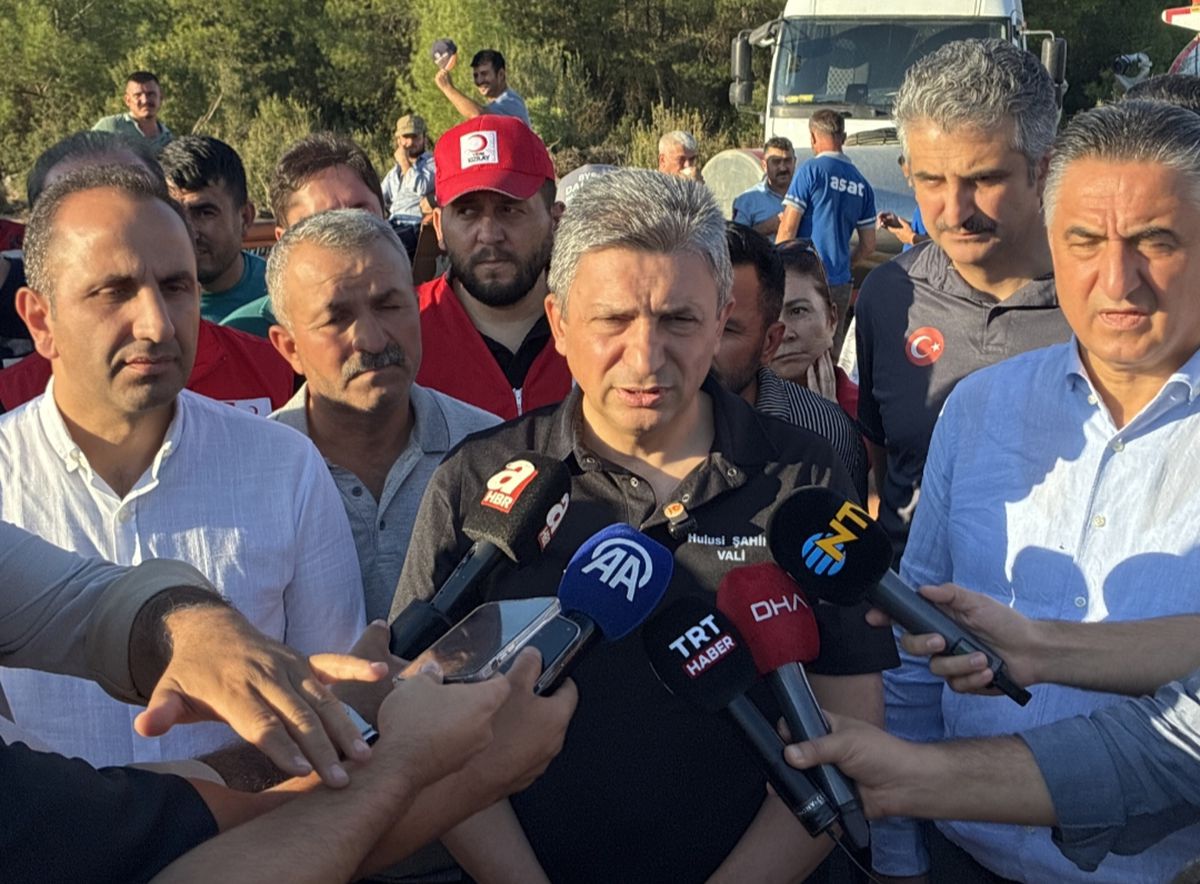 Aksu yangını 3'üncü gününde büyük ölçüde kontrol altına alındı
