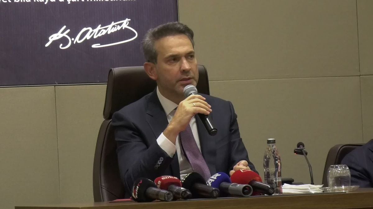 Bakan Bayraktar Çorum’da konuştu: Türkiye’nin ekonomisinde cari açık problemi var