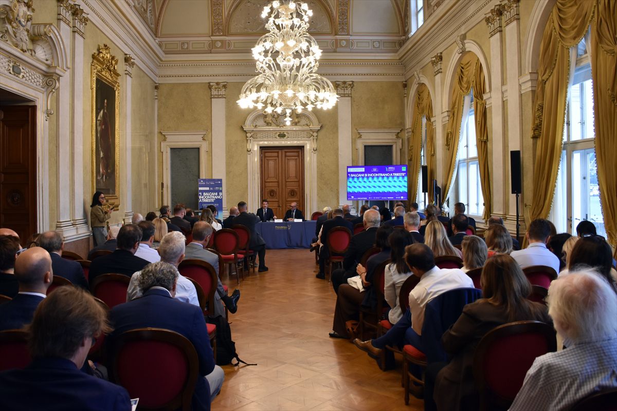 Balkan Haber Ajansları Birliği üyeleri, 'Balkanlar Trieste'de Buluşuyor' konferansında bir araya geldi
