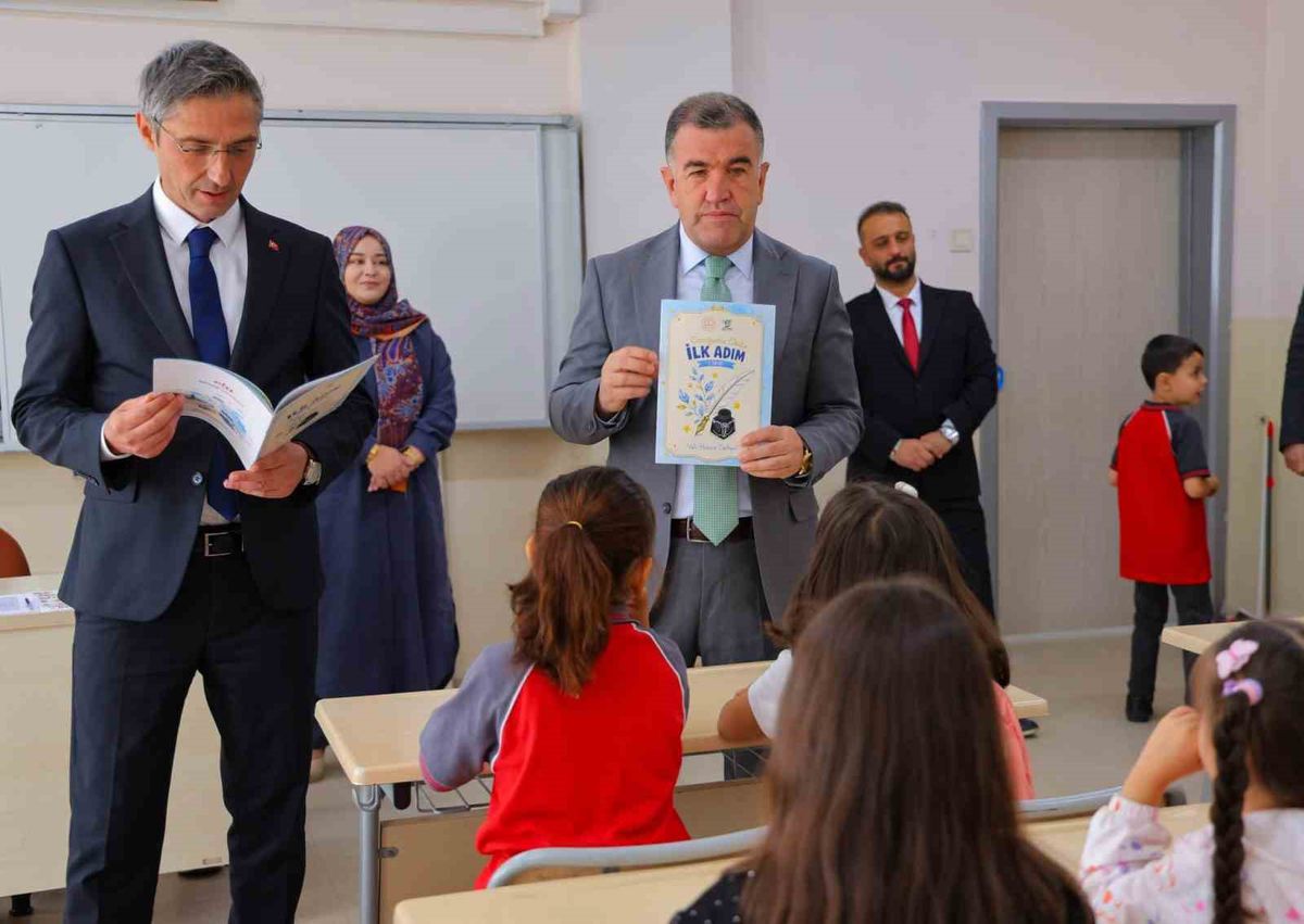 Bayburt’ta birinci sınıf öğrencileri okul heyecanı yaşadı