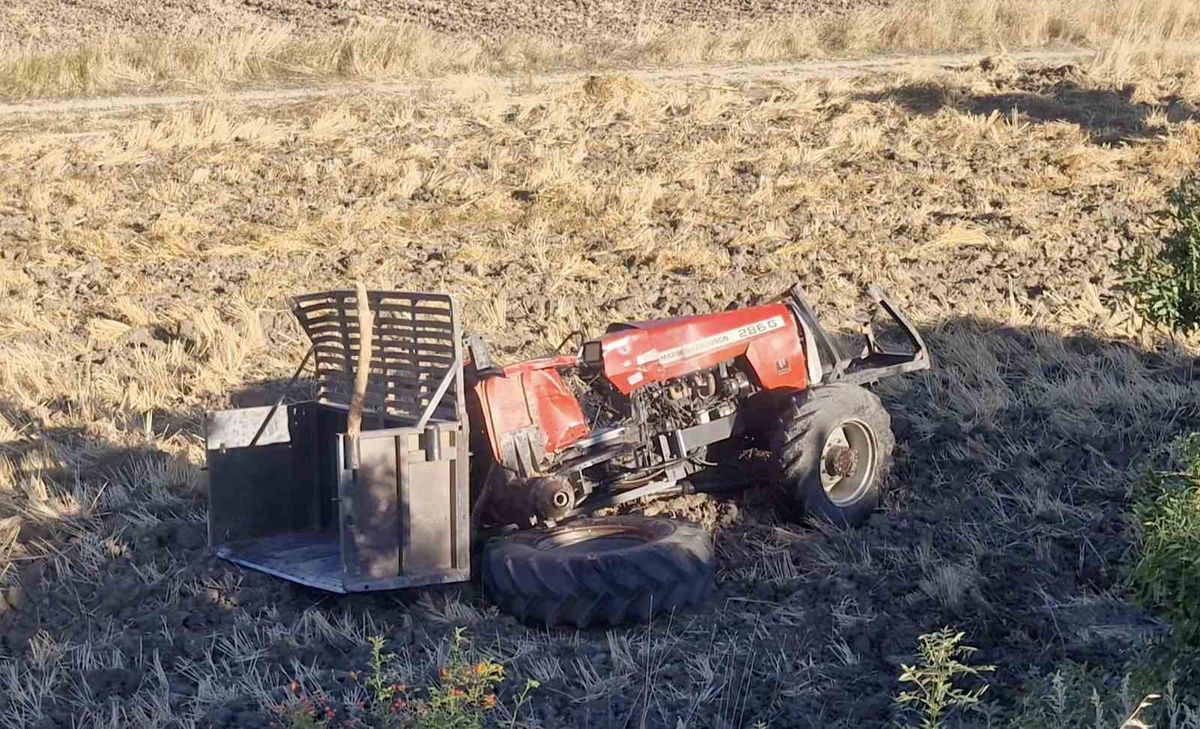 Çorum’da minibüsün çarptığı traktör şarampole yuvarlandı: 1 ölü, 1 yaralı
