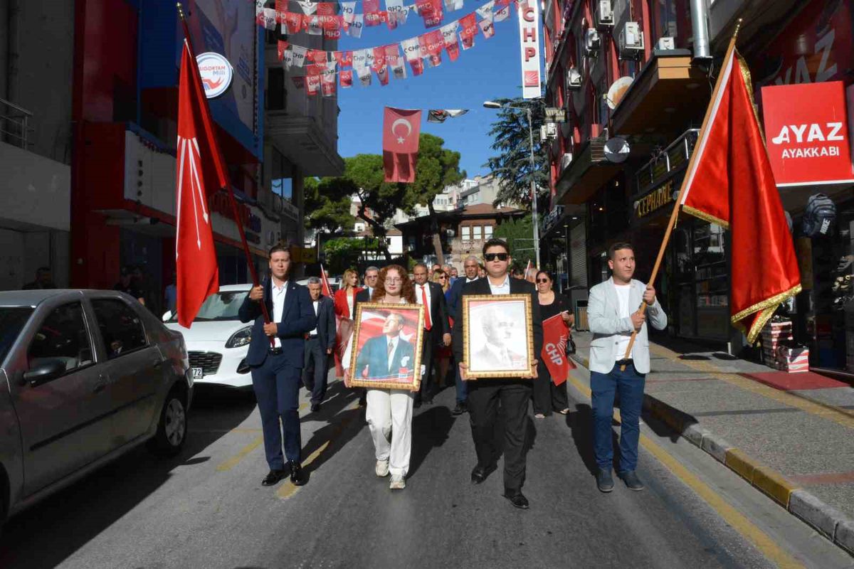 Cumhuriyet Halk Partisi, Balıkesir’de 103’üncü kuruluş yıl dönümünü kutladı