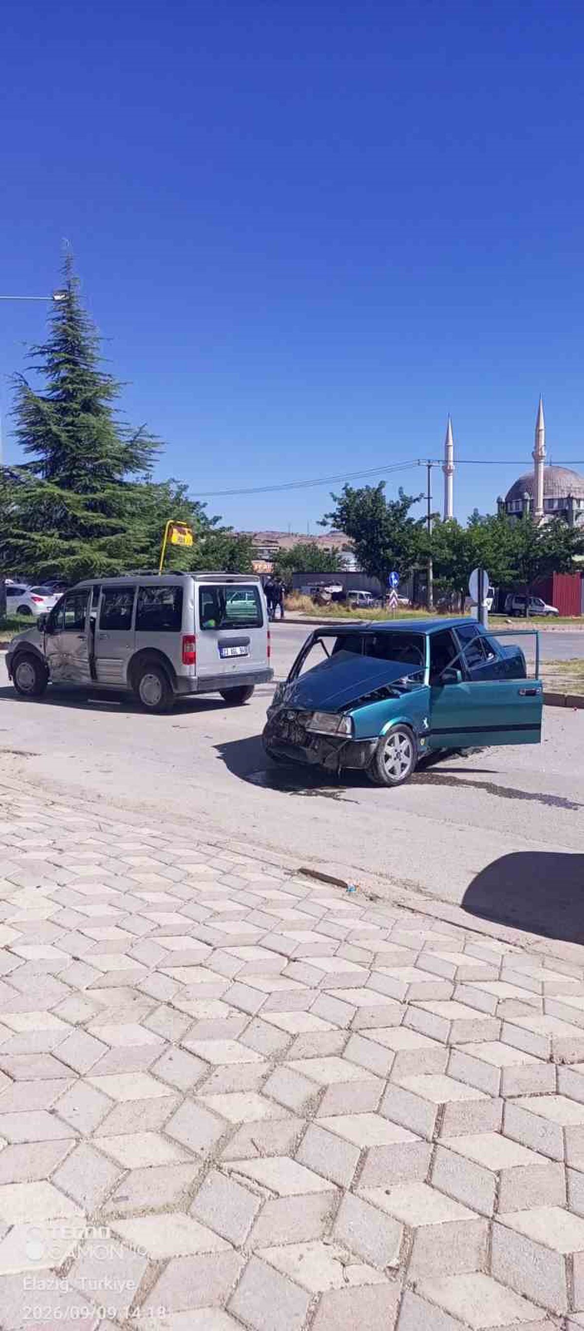Elazığ’da trafik kazası: 2 yaralı
