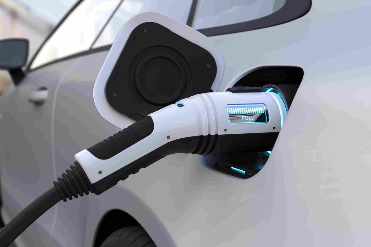 Elektrikli araçların evde şarjı yasaklandı mı? Beklenen açıklama geldi