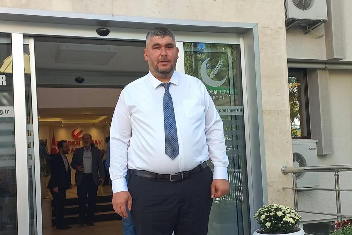 Eski ilçe başkanı evinde vurulmuş halde bulundu! Durumu kritik