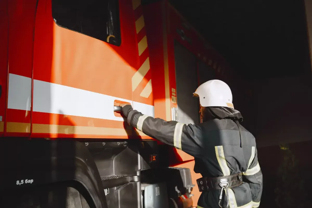 Fransa'da 256 Bin İtfaiyeci 6 Haftalık Greve Başladı