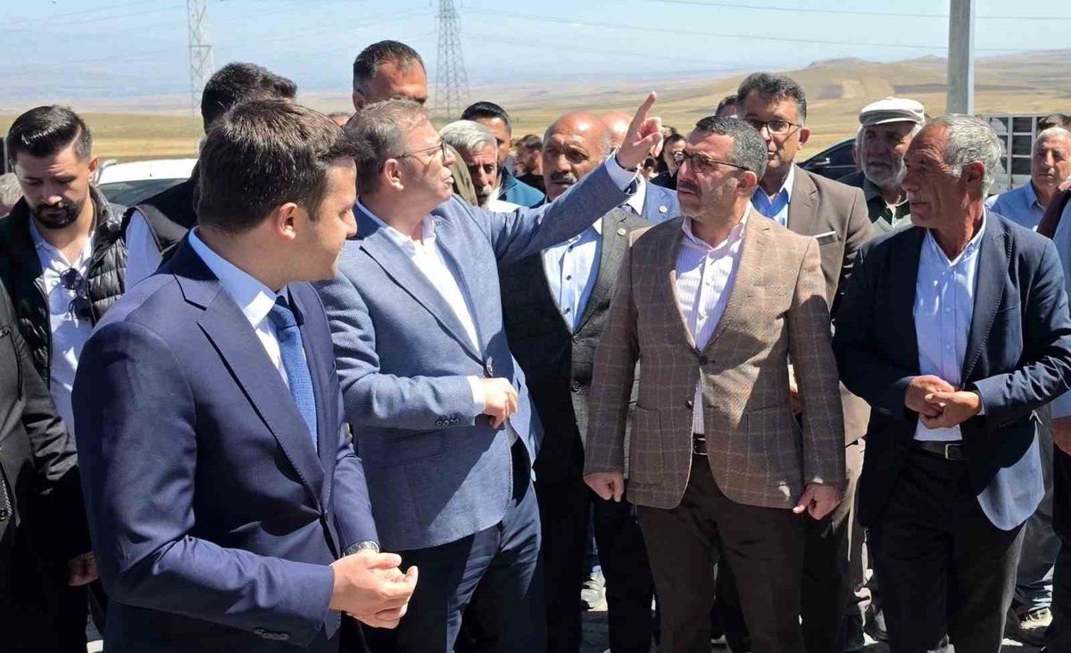 Kars’ta köy yollarında beton yol dönemi: Vali Polat ve Milletvekili Çalkın Yağlıca’da incelemelerde bulundu