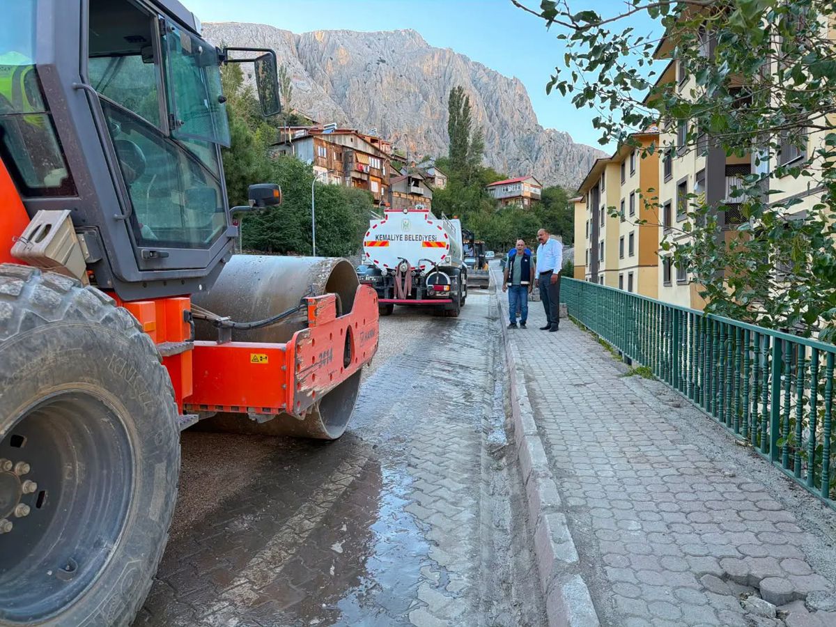 Kemaliye’de doğalgaz çalışmaları sürüyor