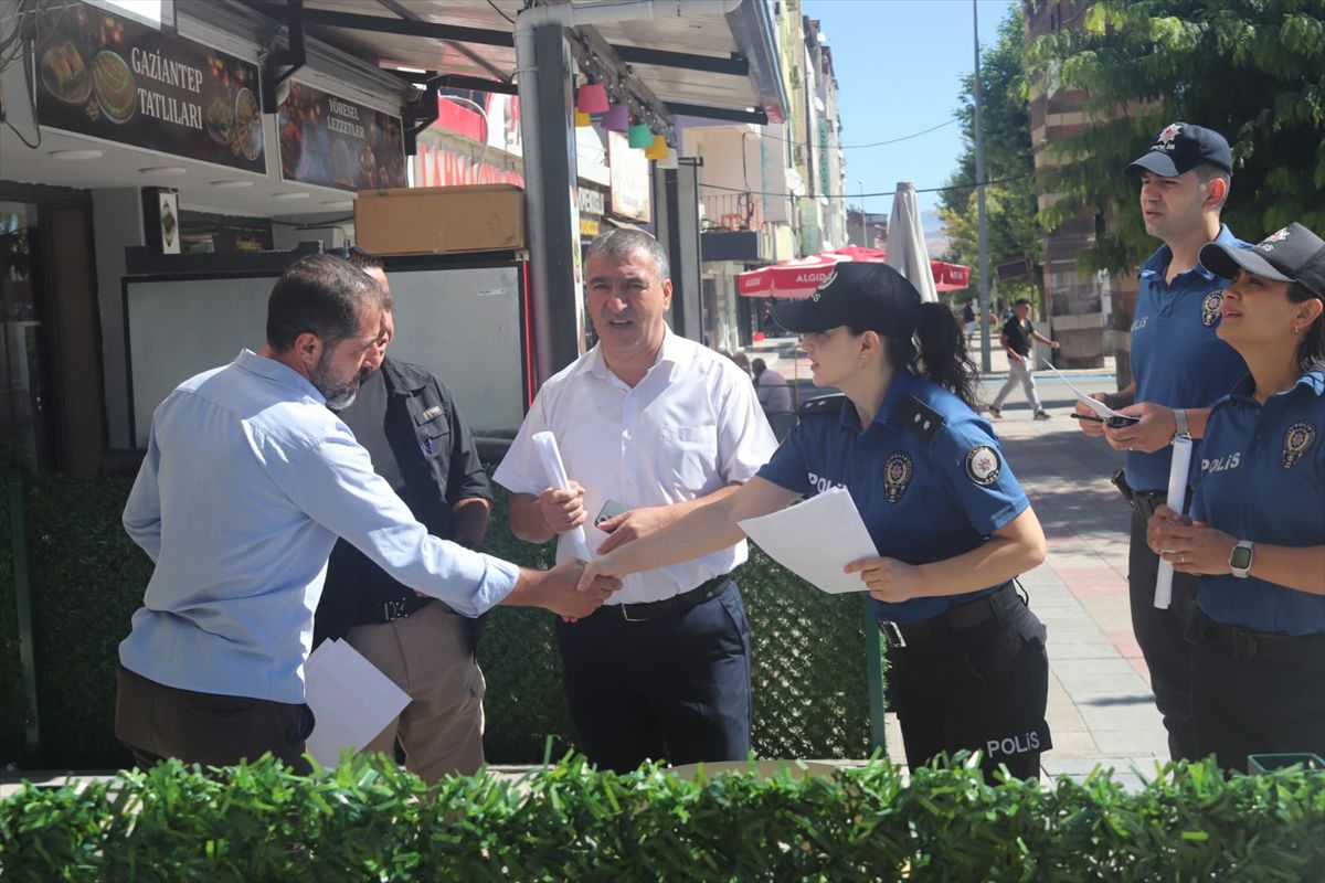 Kovancılar'da esnafa dolandırıcılık ve sahte para uyarısı