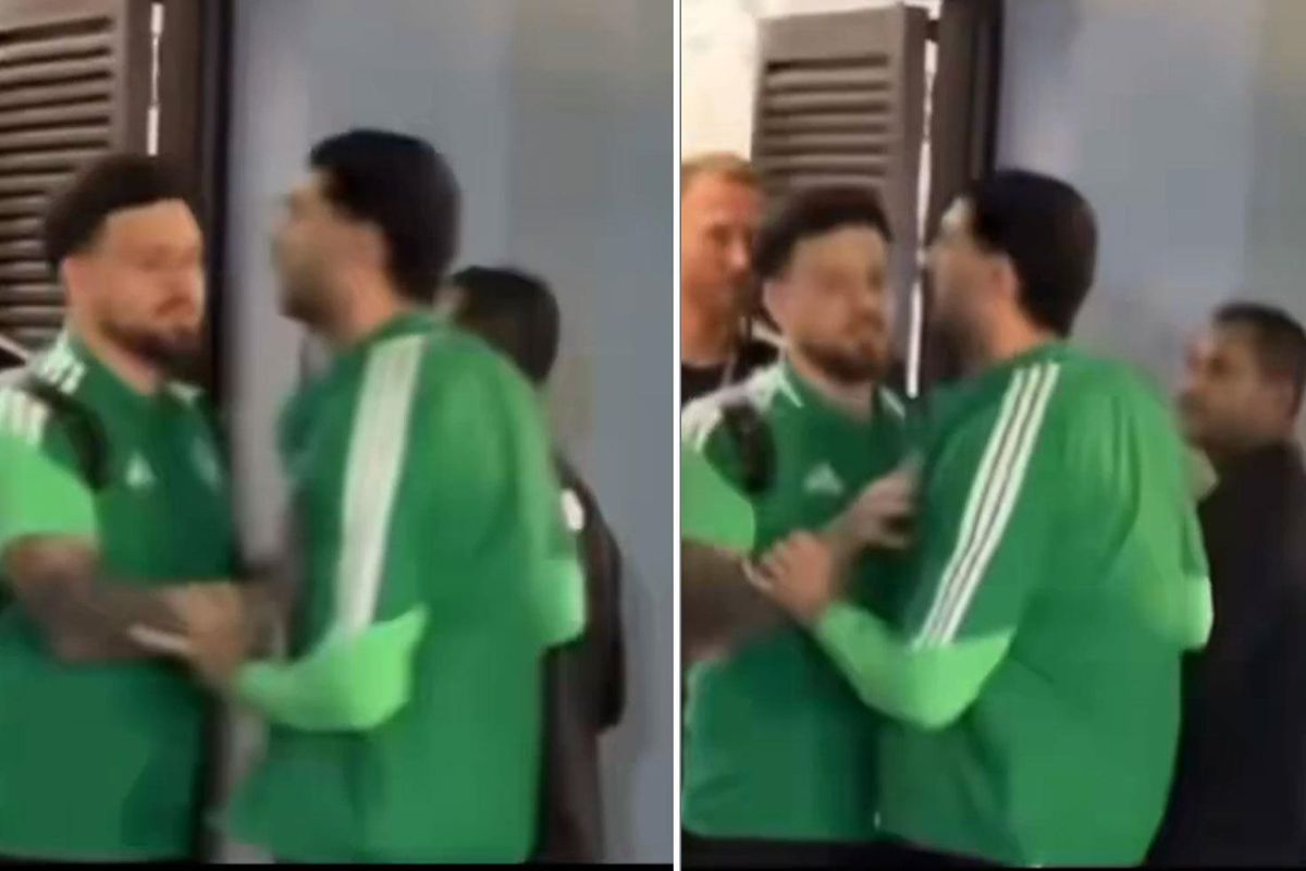 Merih Demiral'ın delirdiği anlar! Soyunma odasını bastı