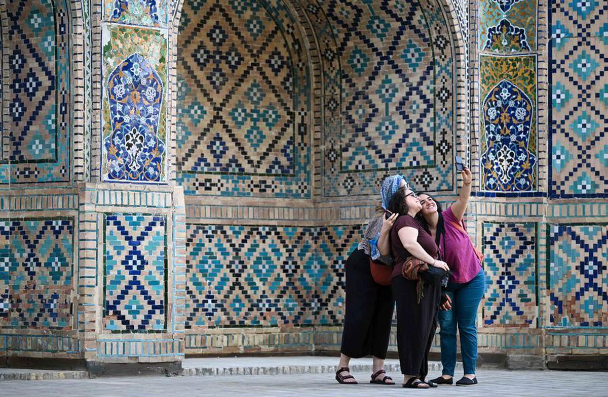Özbekistan yılın ilk 8 ayında 9,1 milyon yabancı turist ağırladı