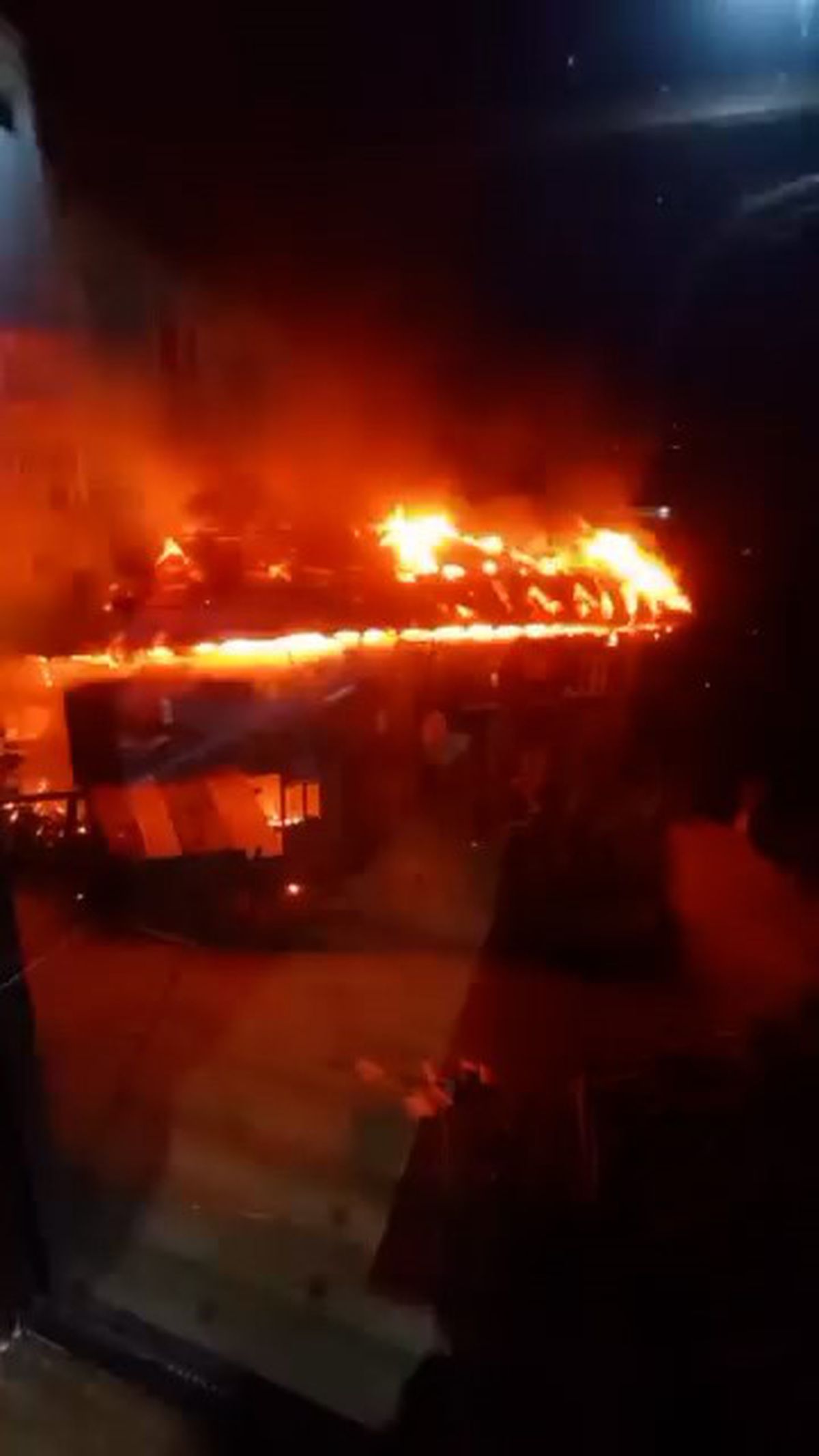 Rize’de bir evde çıkan yangın mahalle sakinlerince söndürüldü