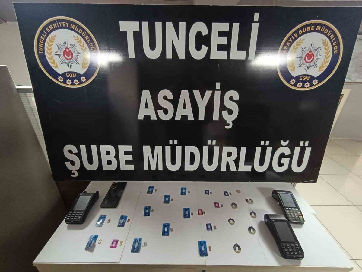 Sahte altınla kuyumcuları dolandıran 2 şüpheli yakalandı