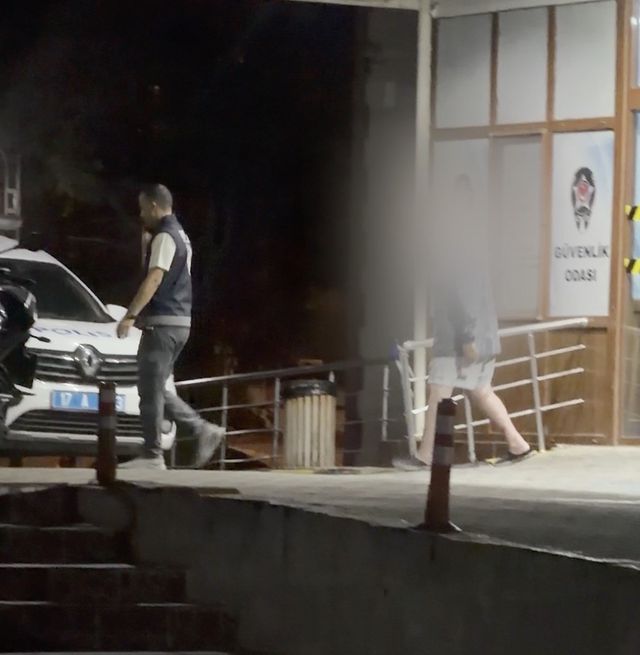 unlu is adaminin kaldigi otel odasinda skanda 2 20221670 o