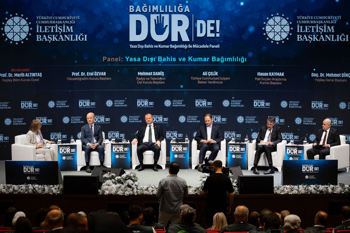 'Yasa Dışı Bahis ve Kumar Bağımlılığıyla Mücadele' panelinde gençleri tehdit eden riskler ele alındı