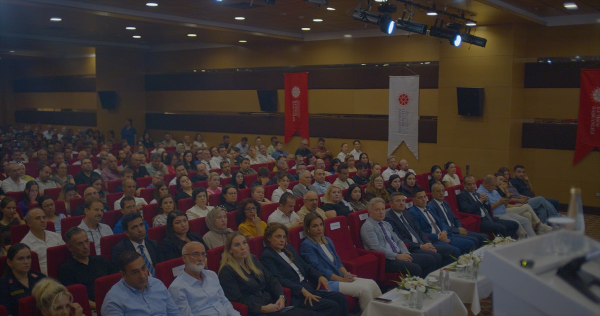 Antalya'da kamu görevlilerine 'Kurumsal İtibar Yönetimi' ve CİMER eğitimi verildi