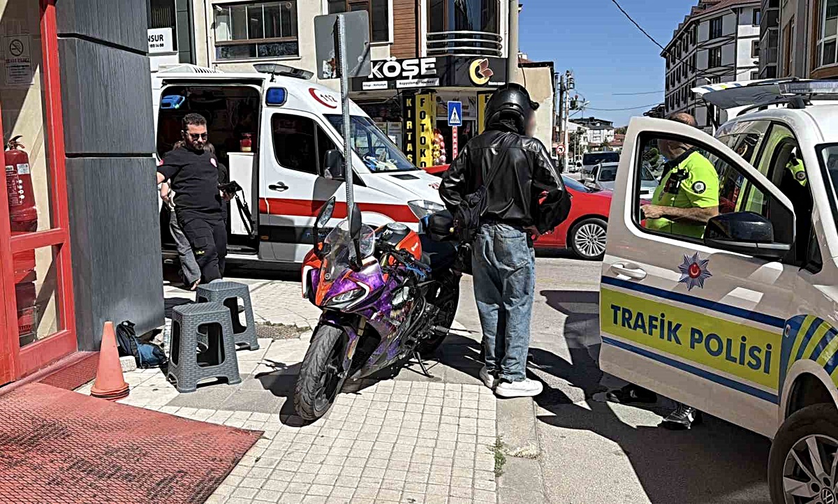 Bolu’da otomobil ile motosiklet çarpıştı: 2 hafif yaralı