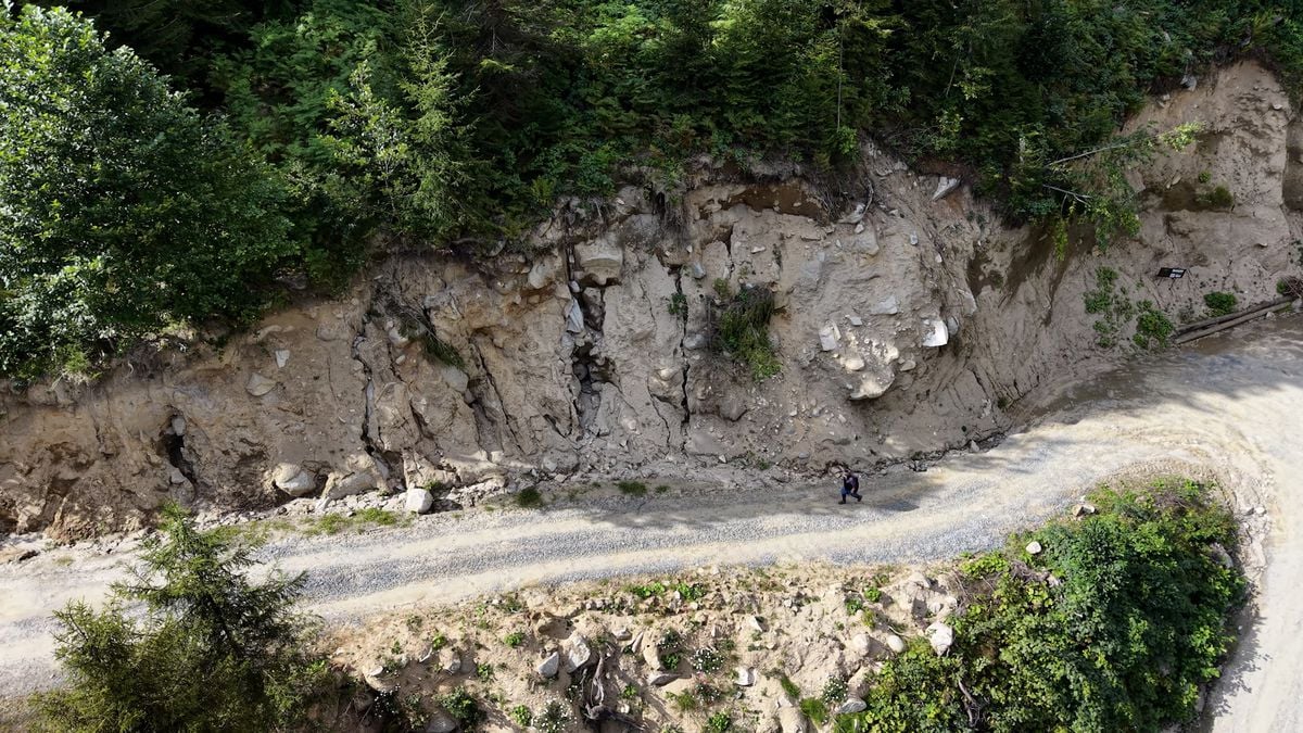 Dizlerinde ağrı, yüreğinde tutku; ‘Ayder'in Nazmiye ablası’ dağ maratonuna hazırlanıyor
