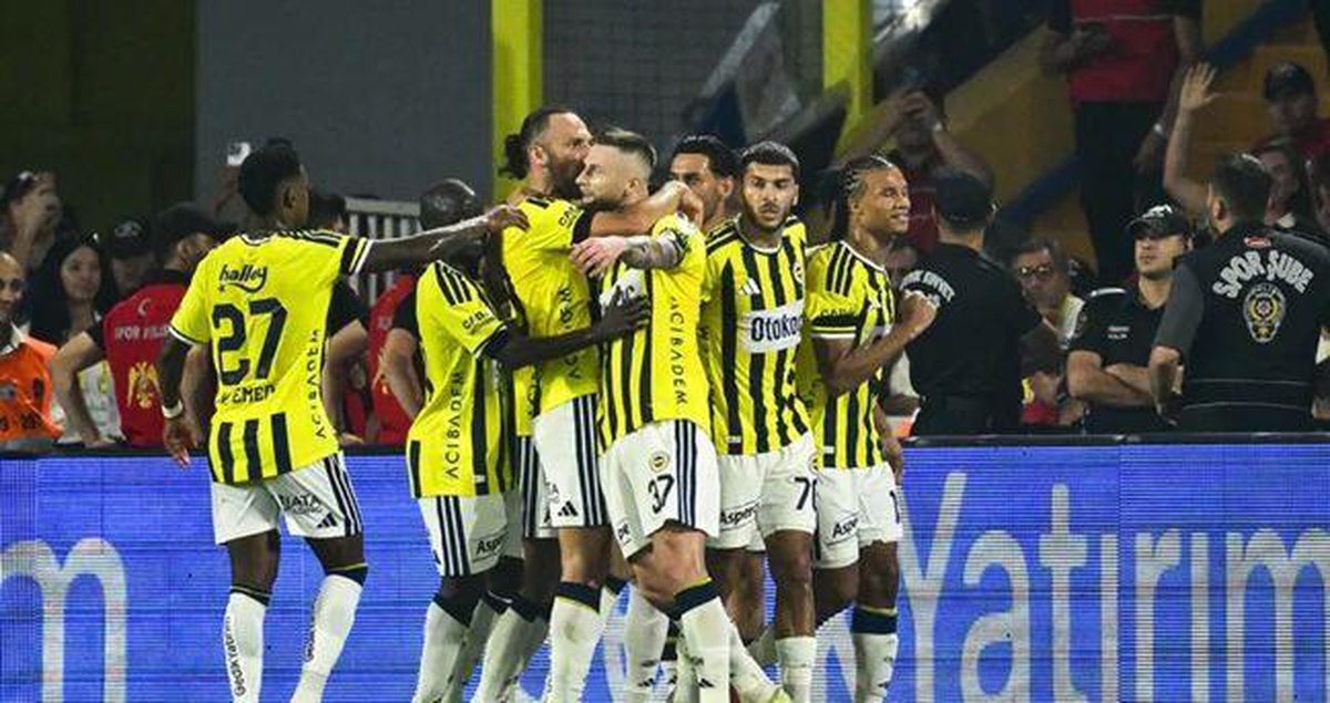 Fenerbahçe Roma maçı hangi kanalda? FB Roma maçı nereden izlenir, şifresiz mi?