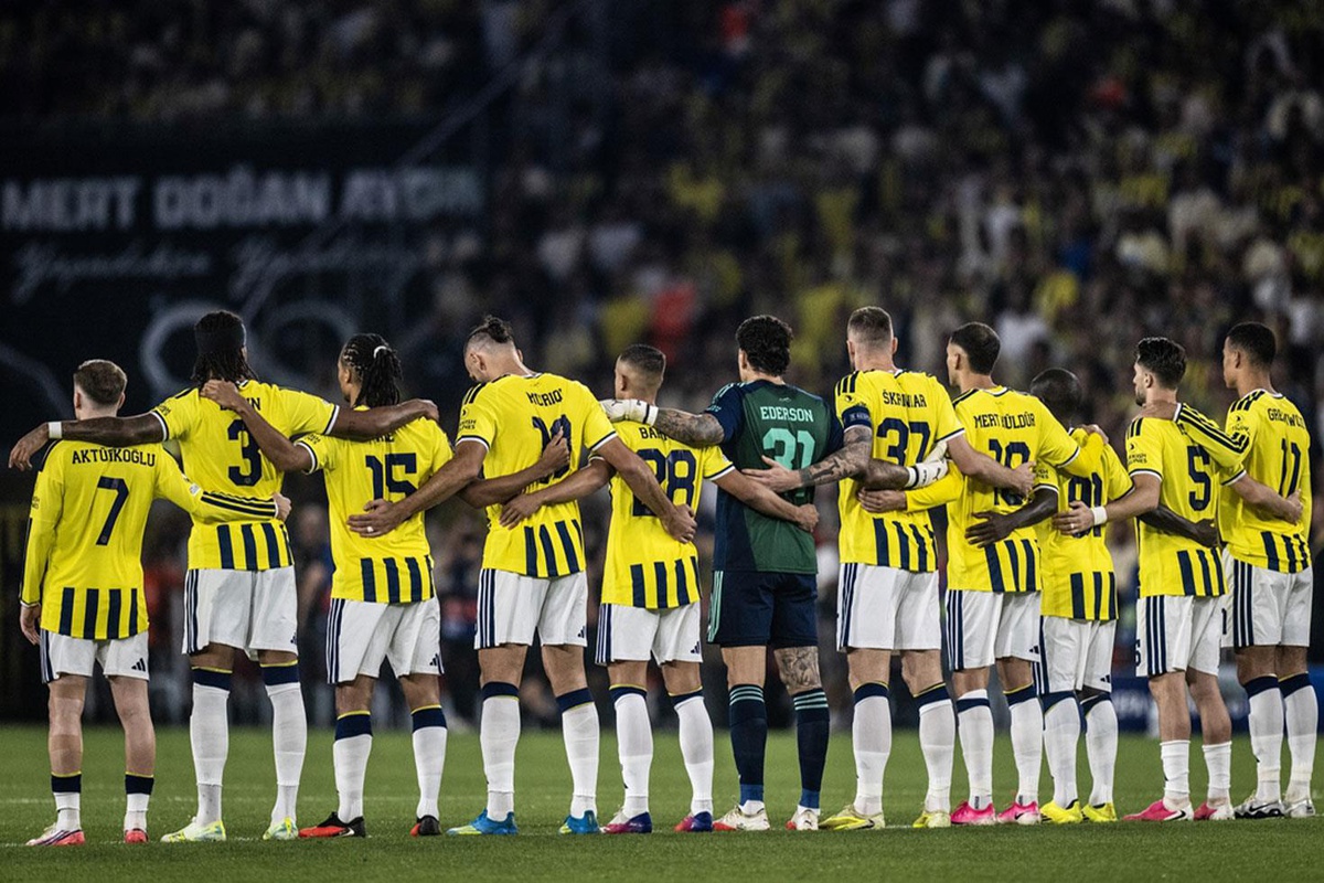 Fenerbahçe'de korkutan sakatlık
