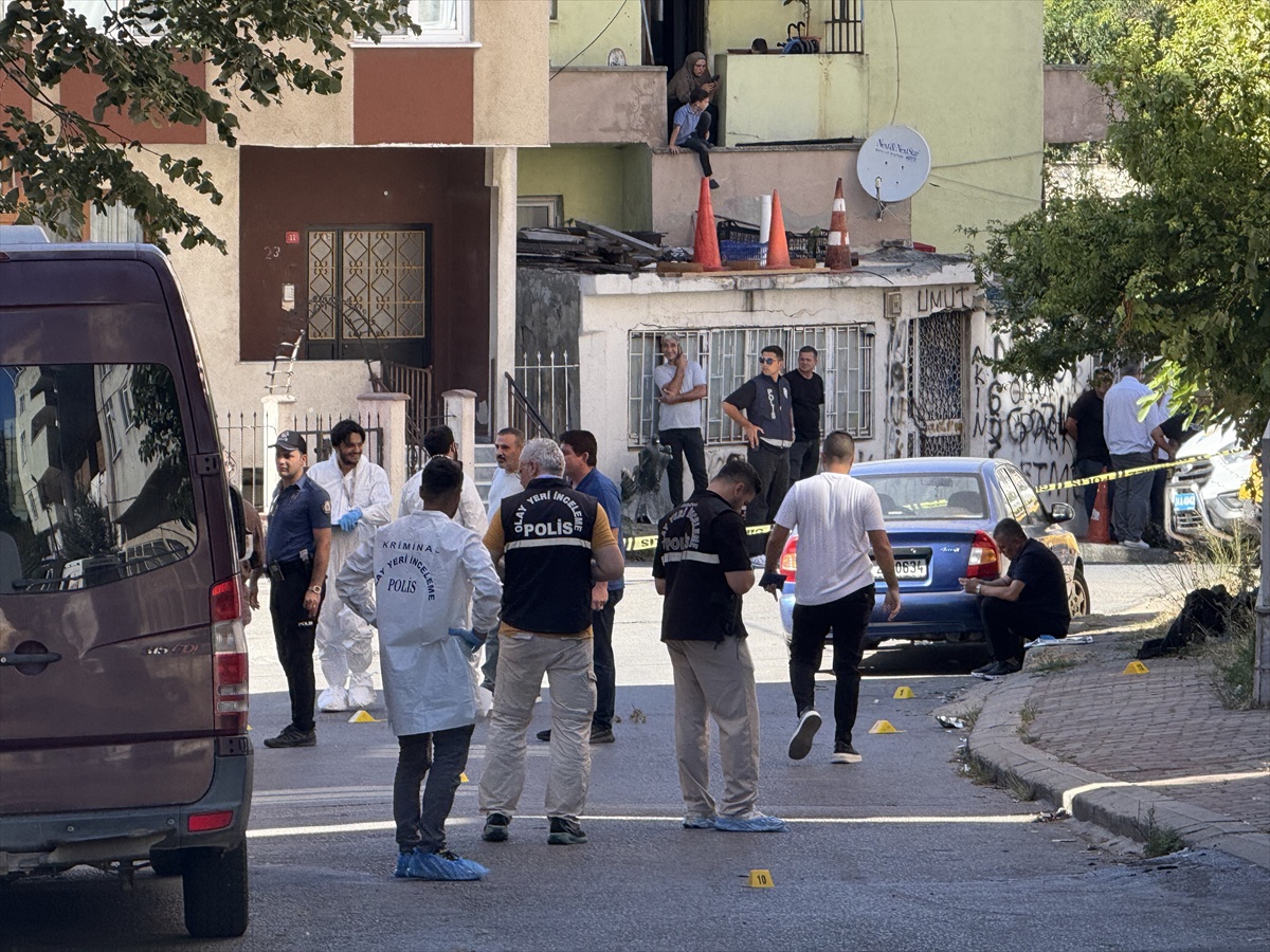 Maltepe'de ev sahibi-kiracı anlaşmazlığında iki kişi silahla vuruldu