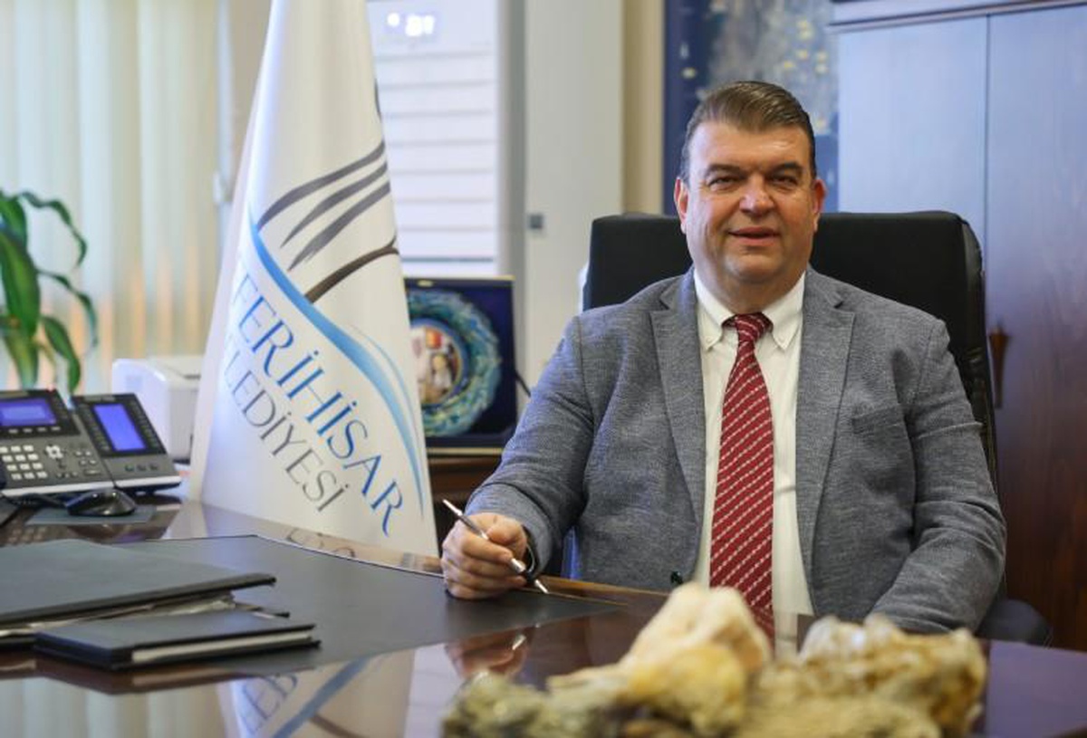 Seferihisar Belediye Başkanı hangi partili?