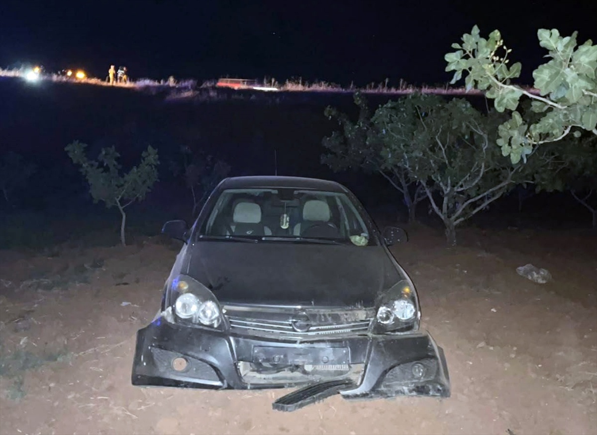 Siirt'te devrilen otomobildeki 6 kişi yaralandı