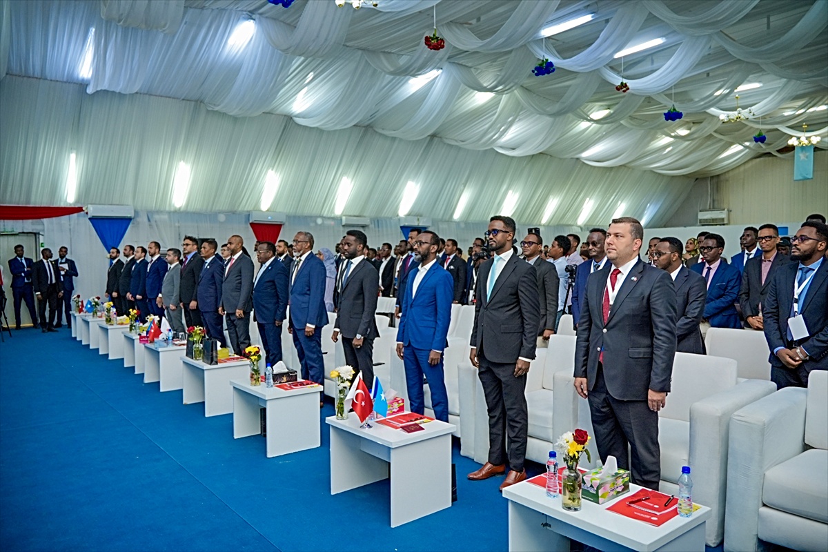 Somali'de “Türkiye-Somali İlişkilerinde Yeni Dönem” programı düzenlendi