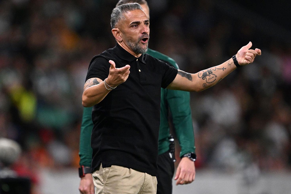 Okan Buruk'un hakem isyanını sordular! Sporting hocasından çok konuşulacak yanıt
