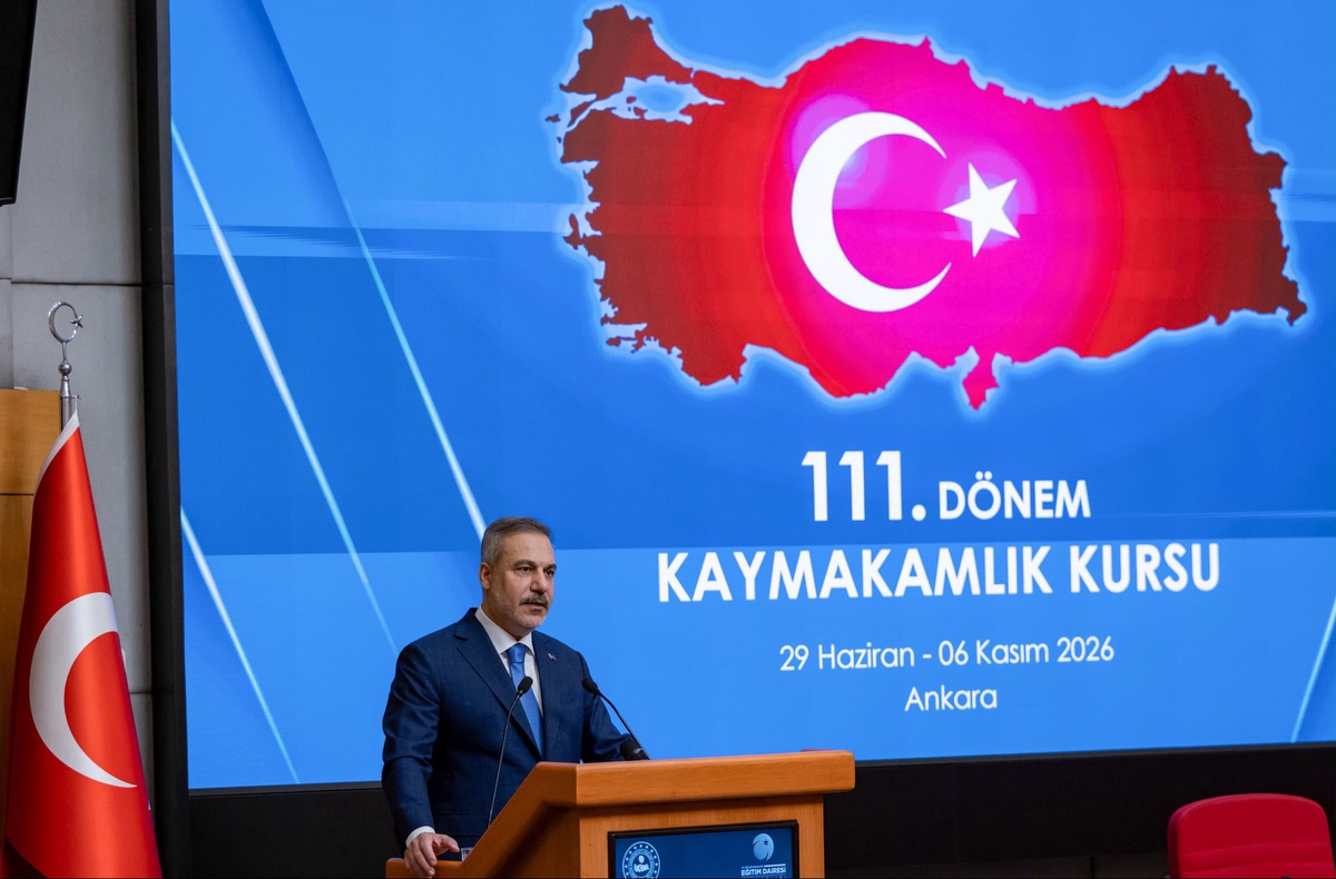Hakan Fidan, 111. Dönem Kaymakam Adaylarıyla bir araya geldi