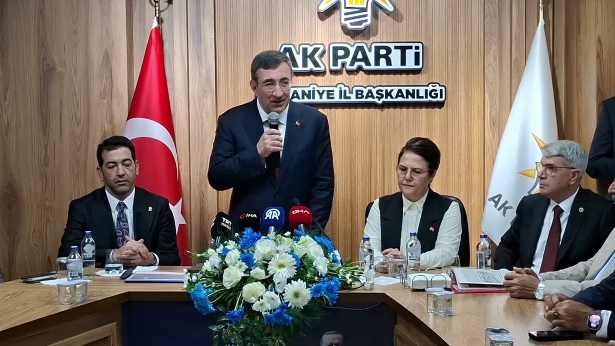 Cevdet Yılmaz: 'Artık diyoruz ki Türkiye'nin ayağındaki prangalardan da kurtulalım'