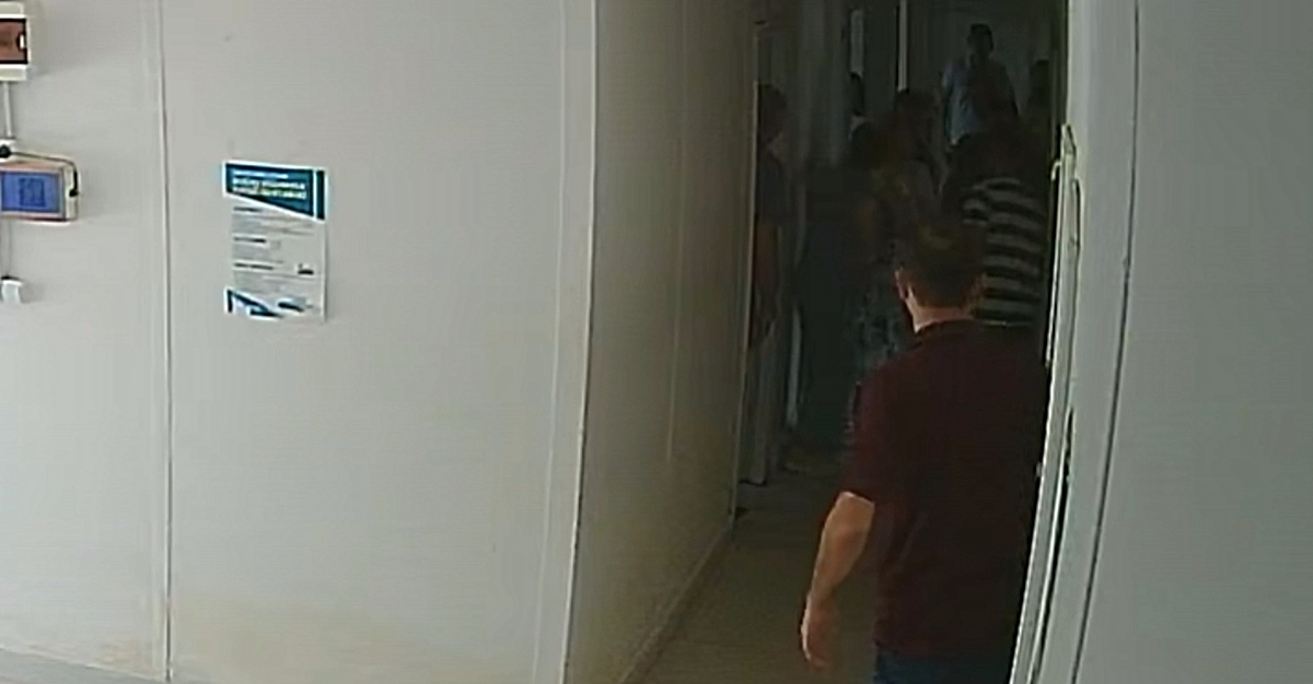 Heimlich manevrasıyla mesai arkadaşının hayatını kurtardı; o anlar kamerada