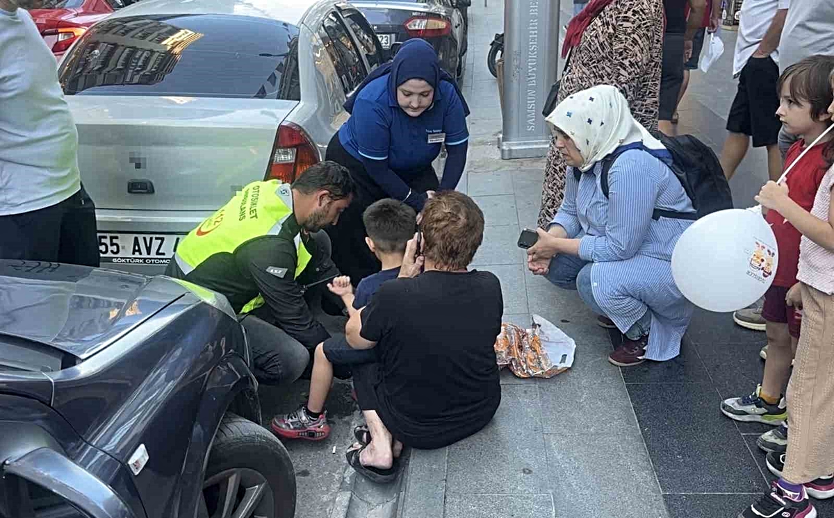 Samsun’da otomobilin çarptığı 5 yaşındaki çocuk hafif şekilde yaralandı