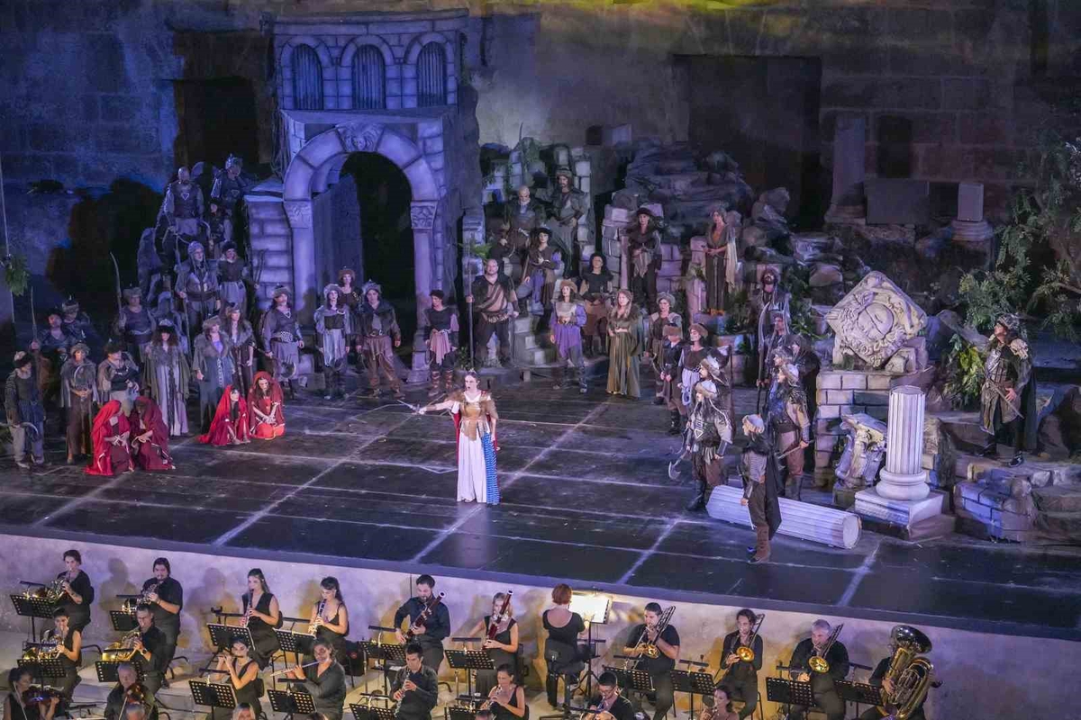 33. Uluslararası Aspendos Opera ve Bale Festivali ’Attila’ ile başladı