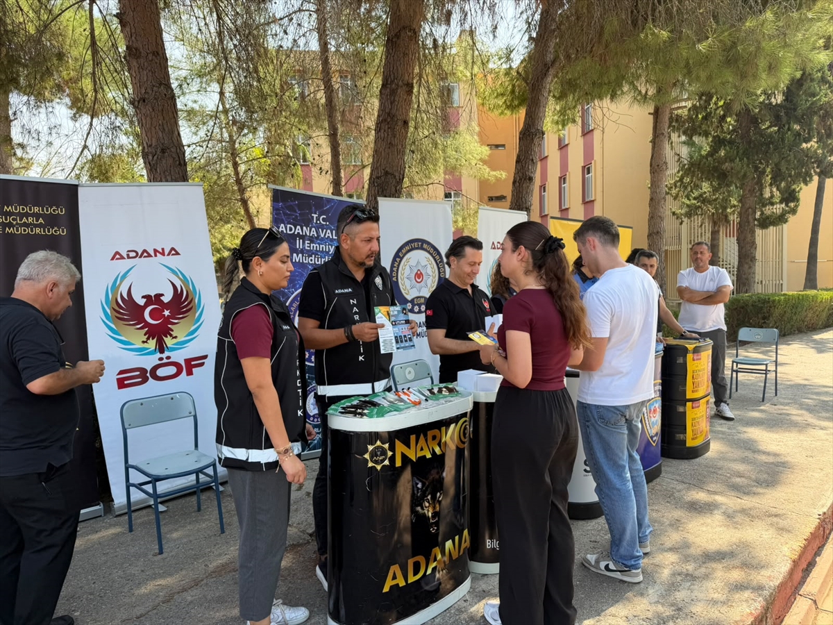 Adana'ya gelen üniversite öğrencilerine 'Yeni Evim Güvenli Yurdum' projesi tanıtıldı