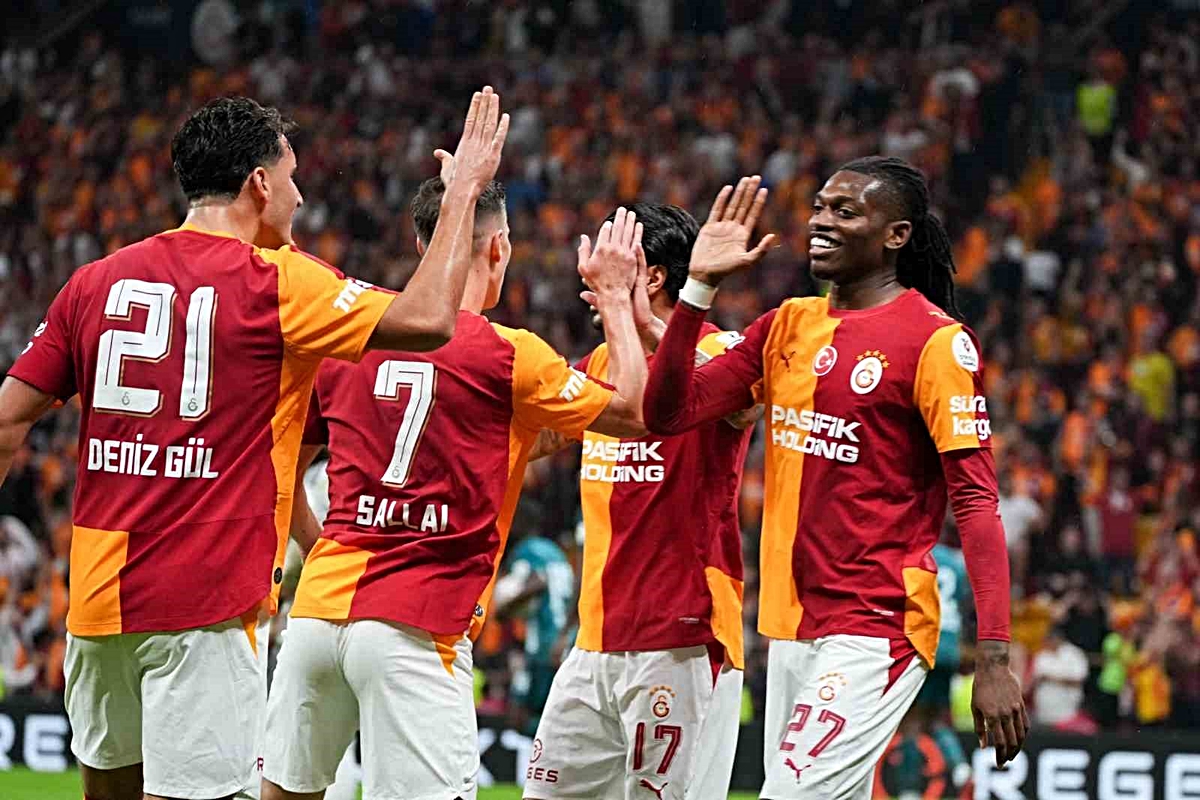 Galatasaray’da 3 değişiklik