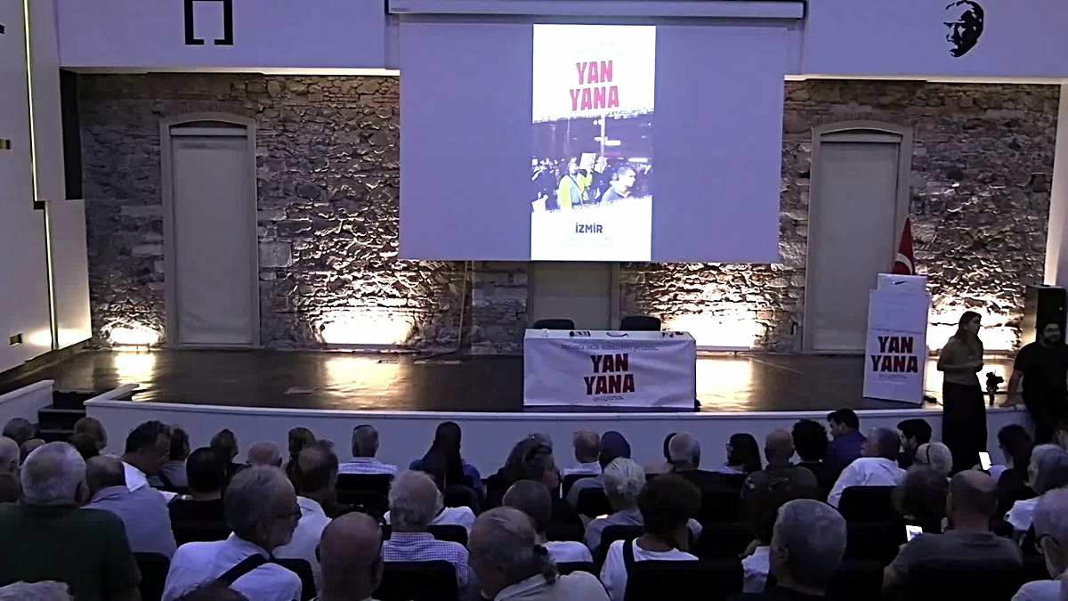 İzmir’de 'Yan Yana 'buluşması: “Taleplerimiz etrafında birleşmek zorundayız”