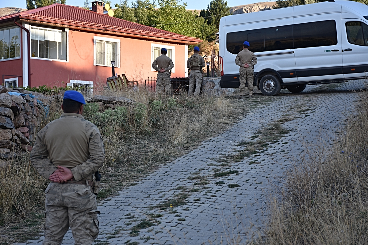 Kayıp Büşra bebeğin satıldığı iddiası; 6 gözaltı
