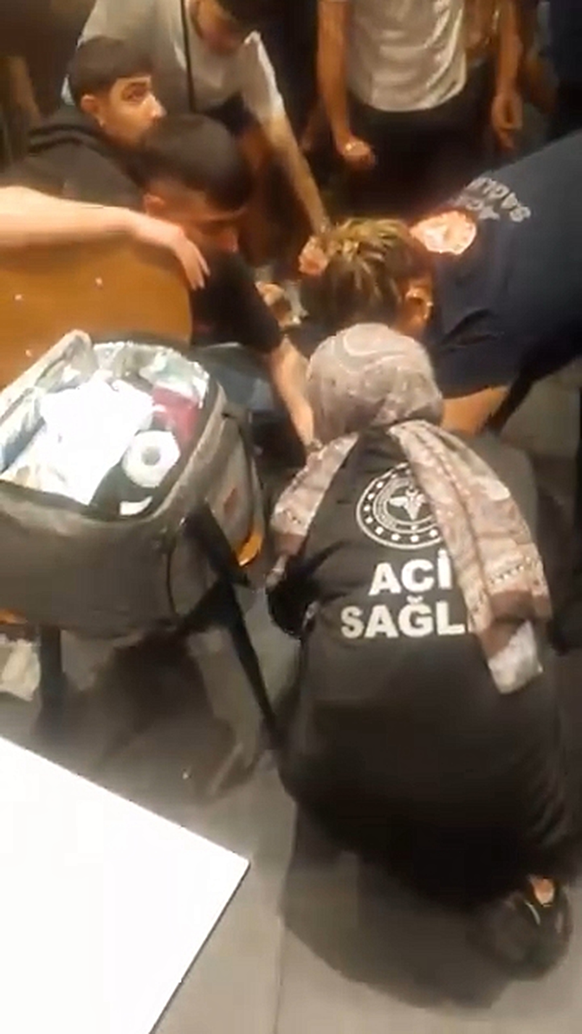 Küçükçekmece’de alacak kavgası: 1 yaralı