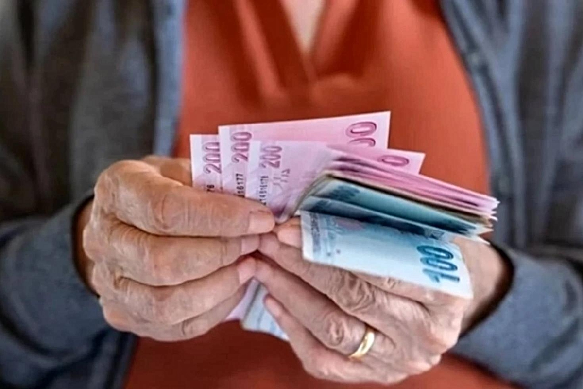 Memur emeklisinin 'seyyanen zam' talepli dosyası AYM'de tek çatı altında
