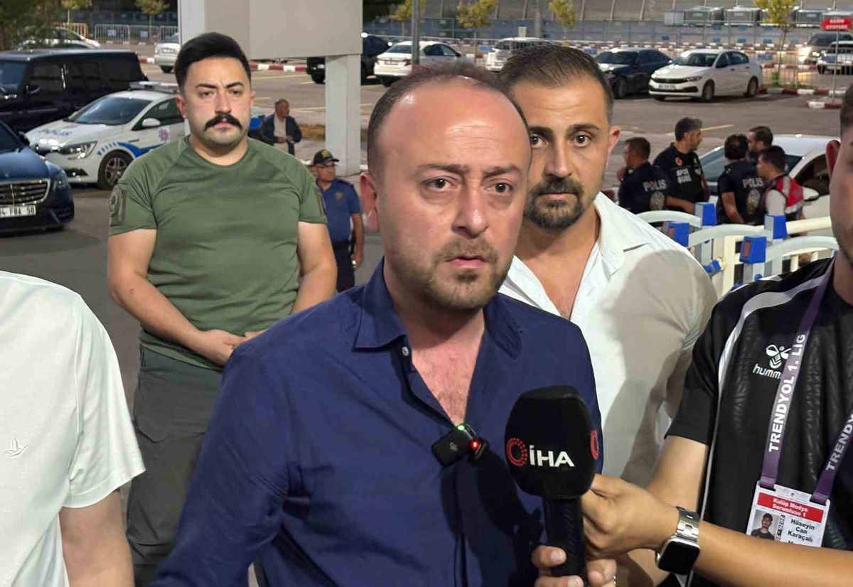 Sivasspor Başkanı Özçoban: 'Türk futbolu bu hakemlerden temizlenmeli'