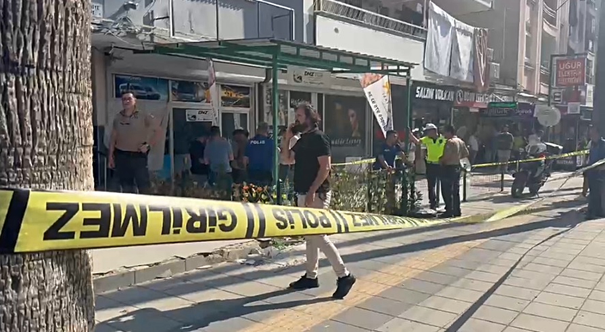 Tartıştığı eşini öldürüp intihar etti