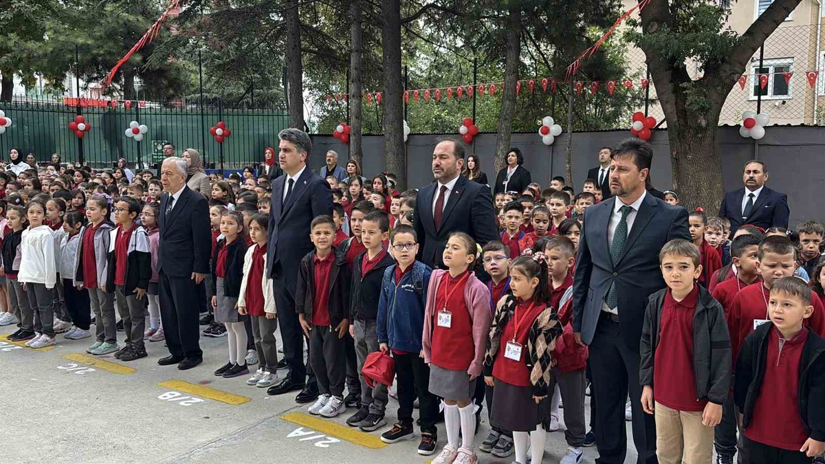 Bolu’da 2026-2027 eğitim-öğretim yılı ilk ders ziliyle başladı