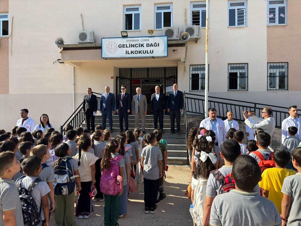 Çermik'te yeni eğitim öğretim yılı başladı