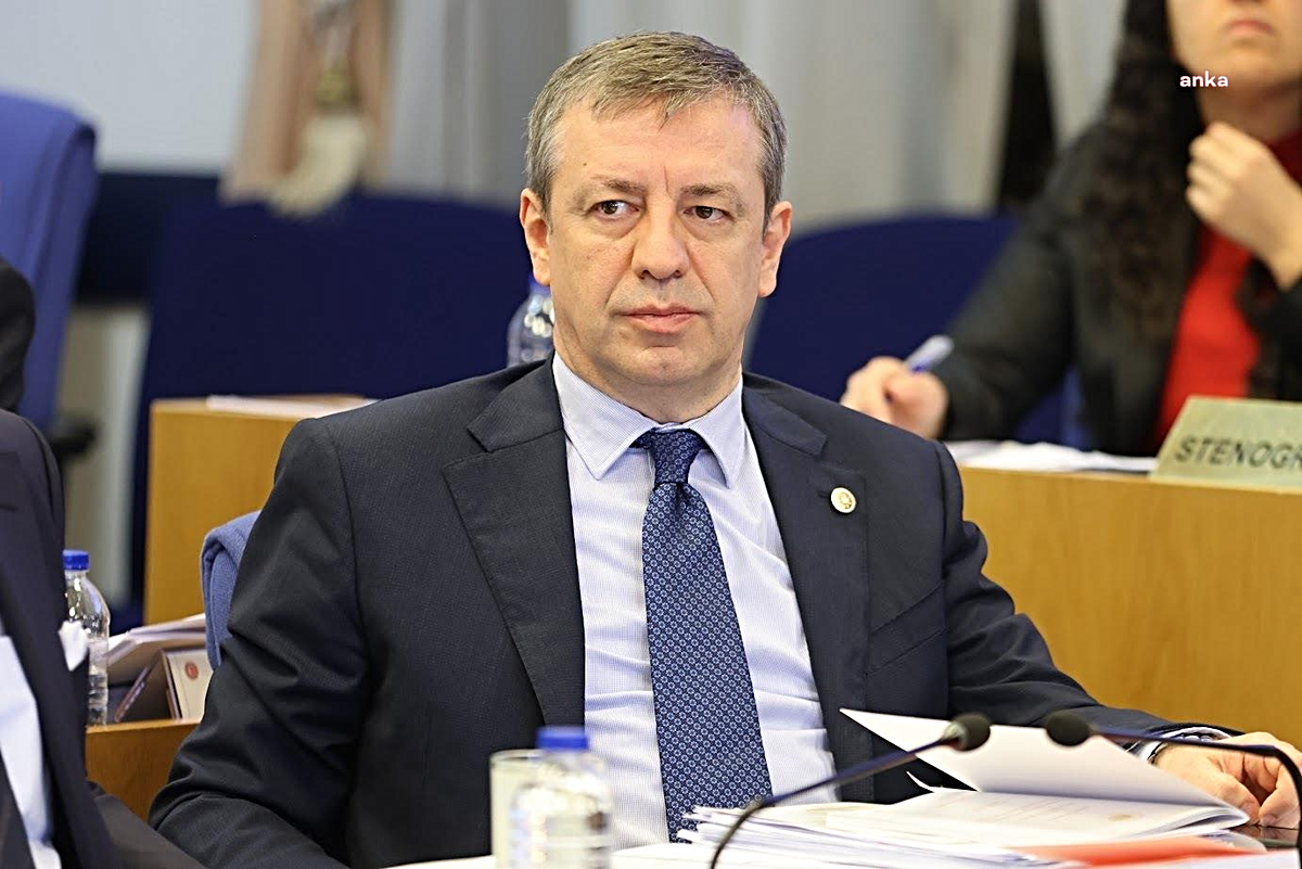 CHP'li Türeli'den yeni eğitim yılı mesajı: Eğitim, Cumhuriyet ilkeleri temelinde planlanmalı