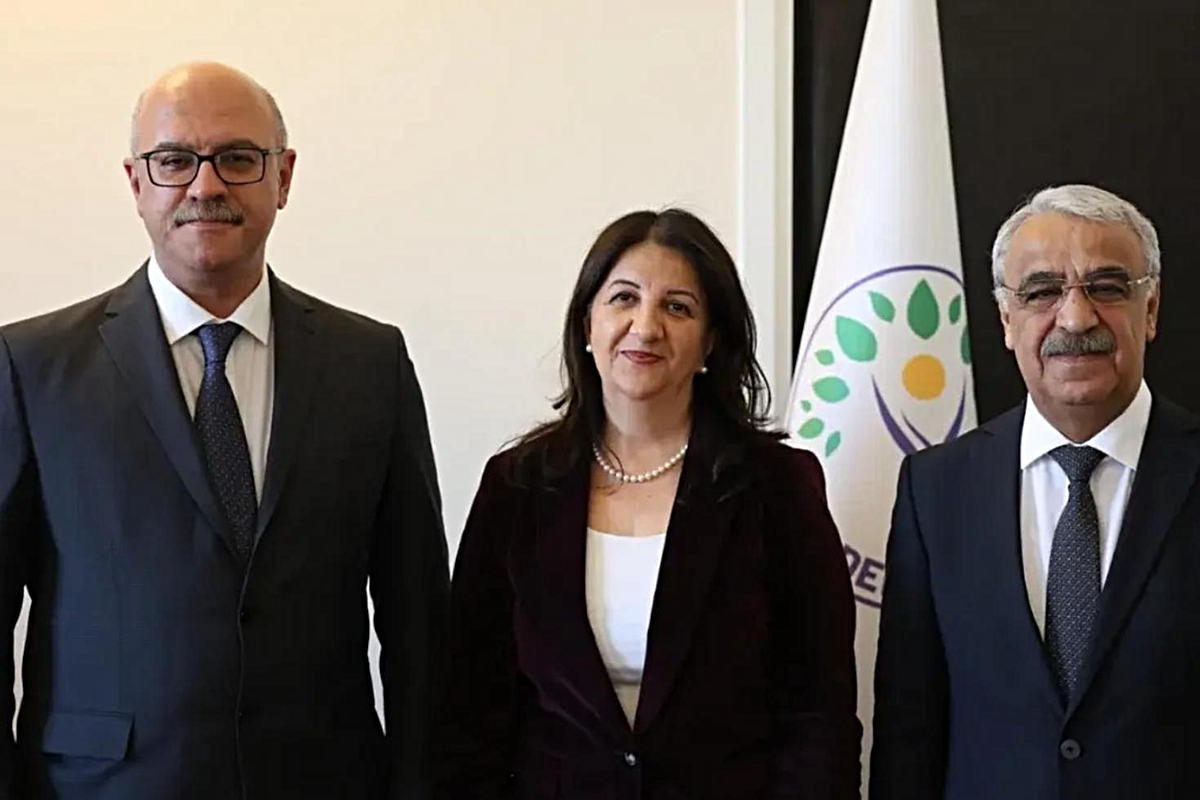 DEM Parti Heyeti Öcalan'ın mesajını paylaştı! "Karşılıklı pratik adımlar atılmalı"
