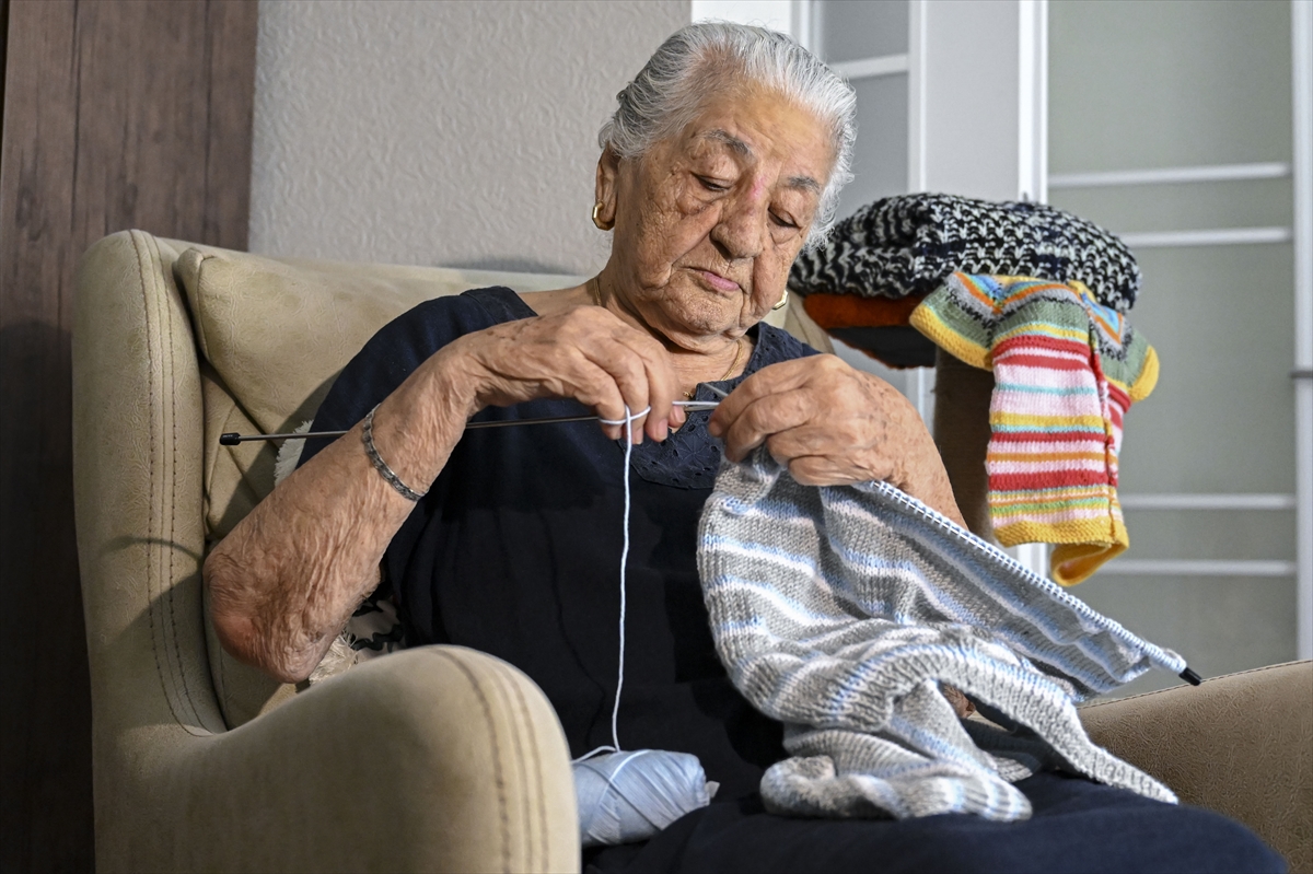 DEVLET KORUMASINDAKİ ÇOCUKLARA ADANAN ÖMÜRLER - Kazada kaybettiği oğluna benzeyen çocuğun peşine düştü, 45 yılını çocuklara adadı