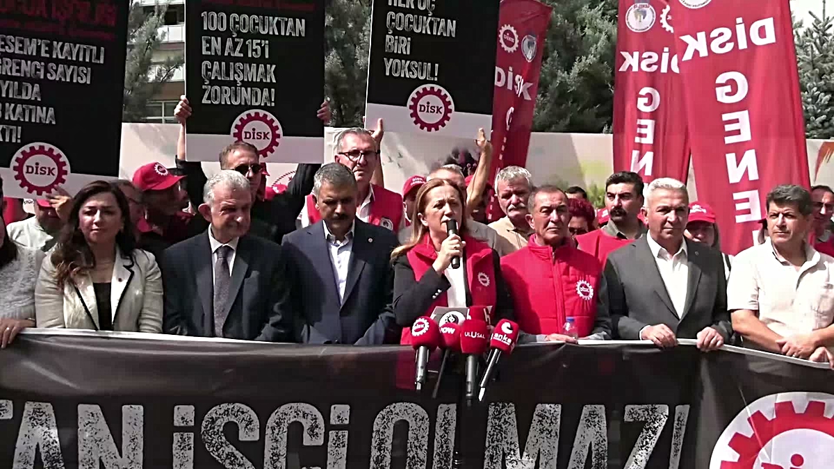 DİSK MEB önünde... Genel Başkan Çerkezoğlu: 'Bir ülkenin çocukları çalışırken ölüyorsa bu düzen değişmelidir'